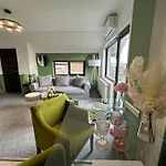 Apartament Vitamine *